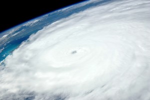 hurricane-1049612_960_720